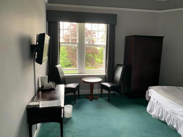 Oyo Dunmar House Hotel Alloa Esterno foto